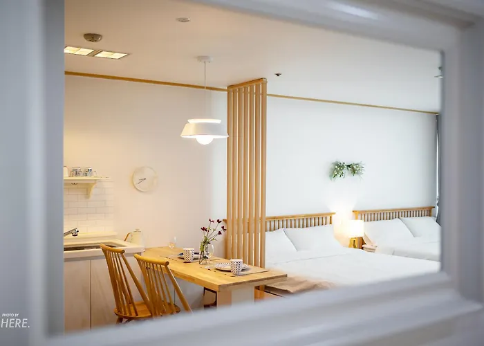 Apartamento Stylish Hong Ik Univ Stn 26 Seúl